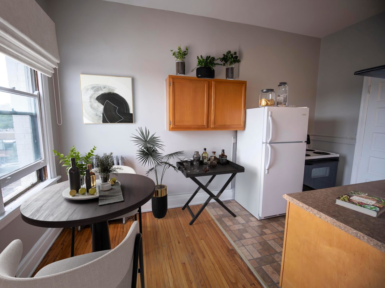 Alaise Apartments Image 3