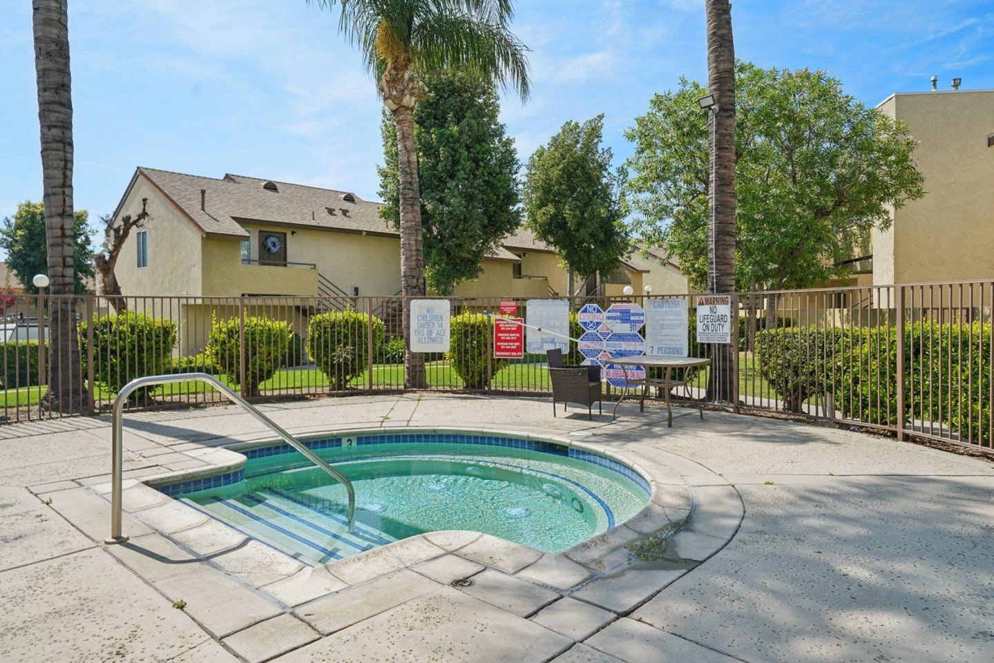 Peppertree Place Apartments Image 5