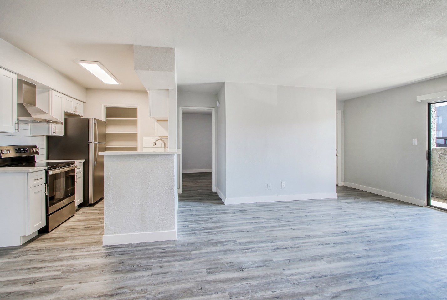 Broadway Vista Apartments Image 3