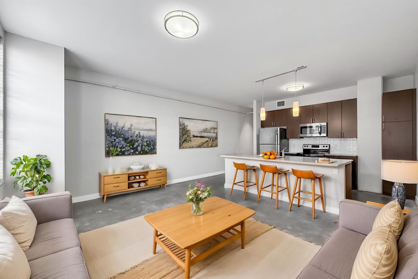 R & T Lofts Image 12