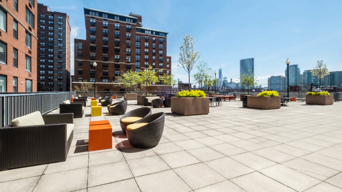 77 Park Avenue Image 45