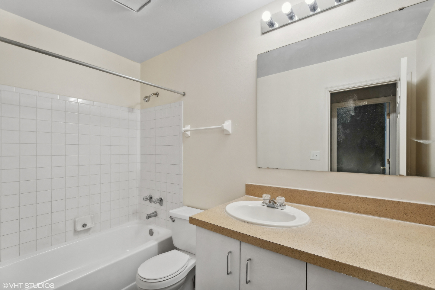 Delmar Loop Image 8