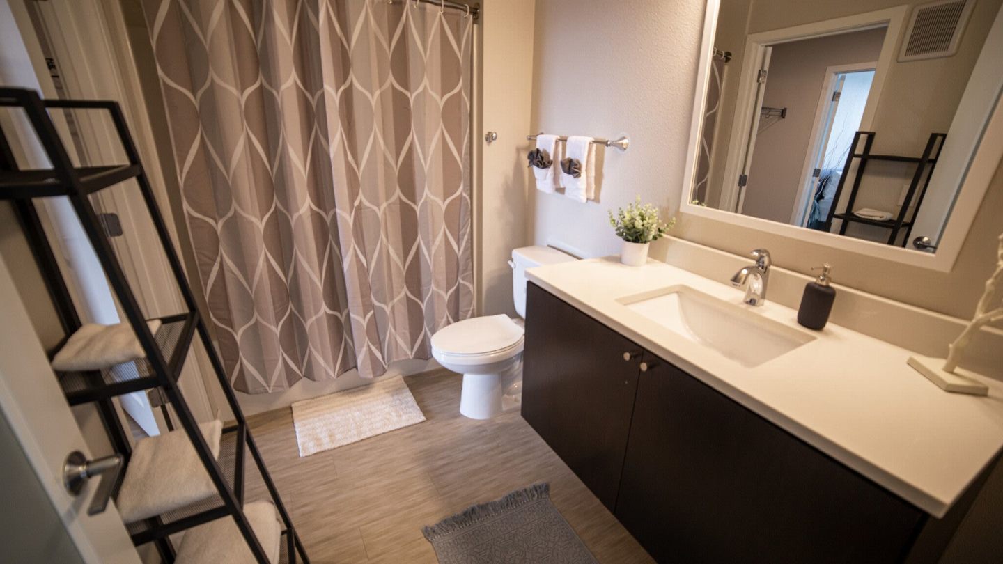 3828 Apartments Image 12