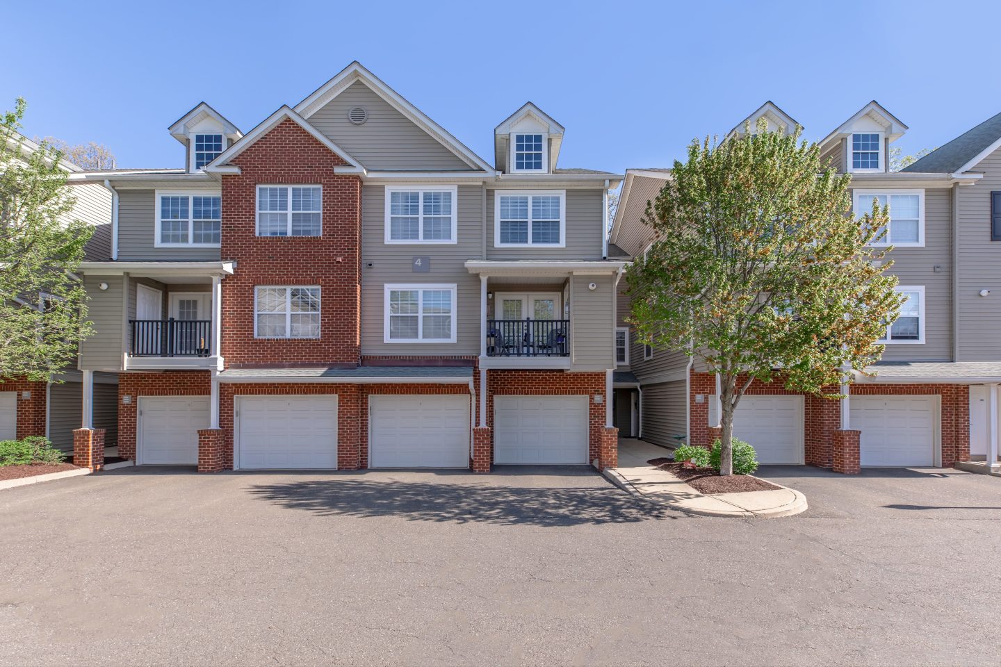Huntington Townhomes Image 31