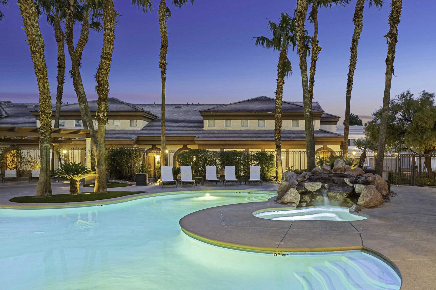 Resort at the Lakes Image 90