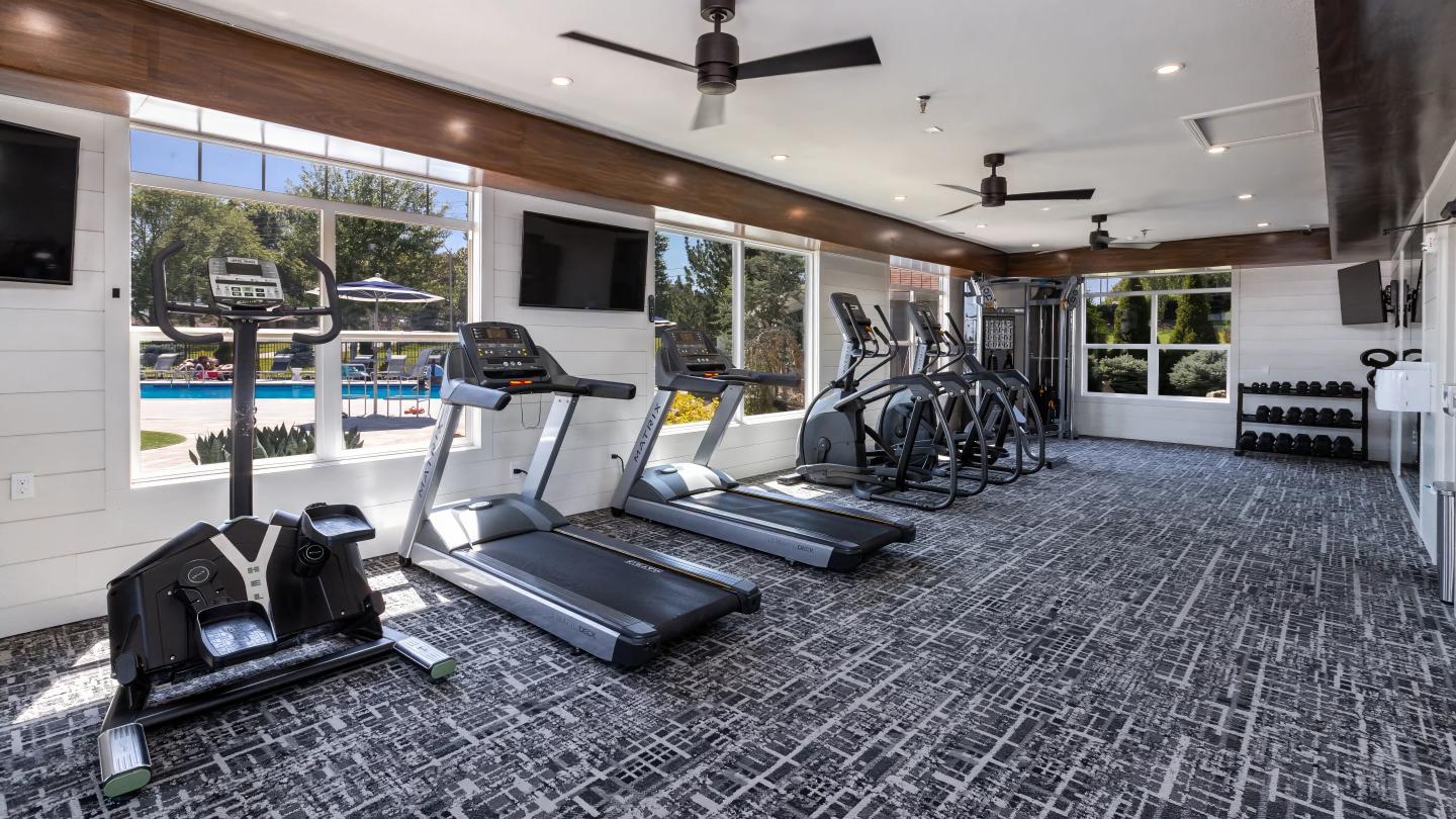 Lenox West Luxury Apartments Image 17