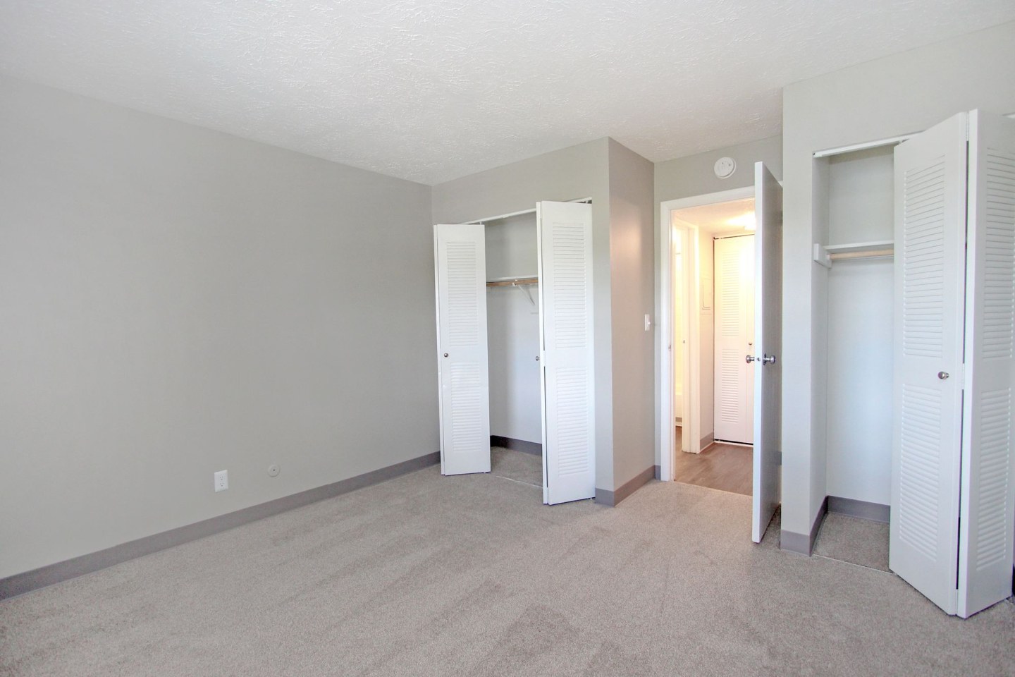 Fisherman's Village Apartments Image 23