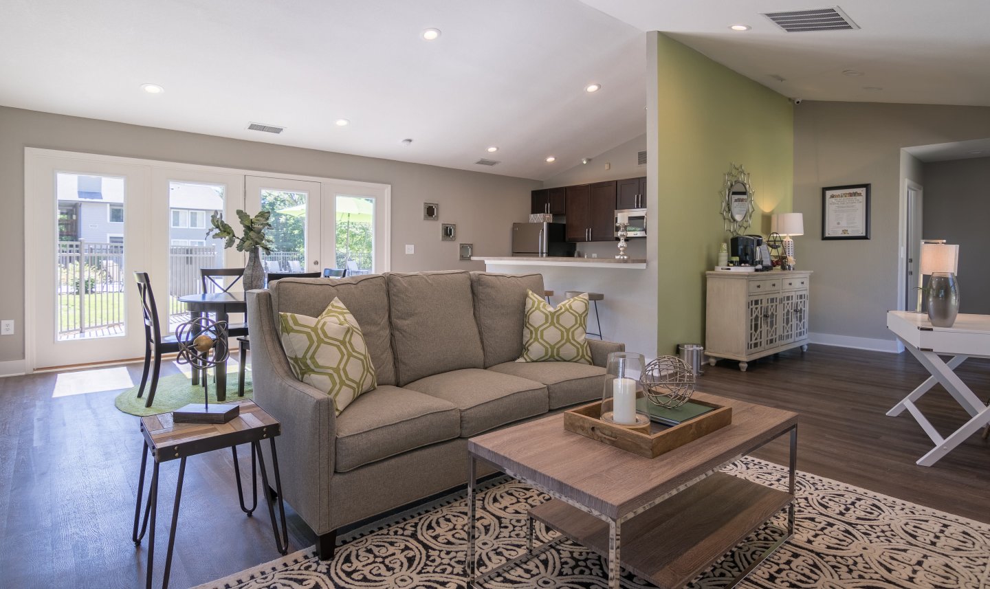 Parkwood Apartment Homes Image 31