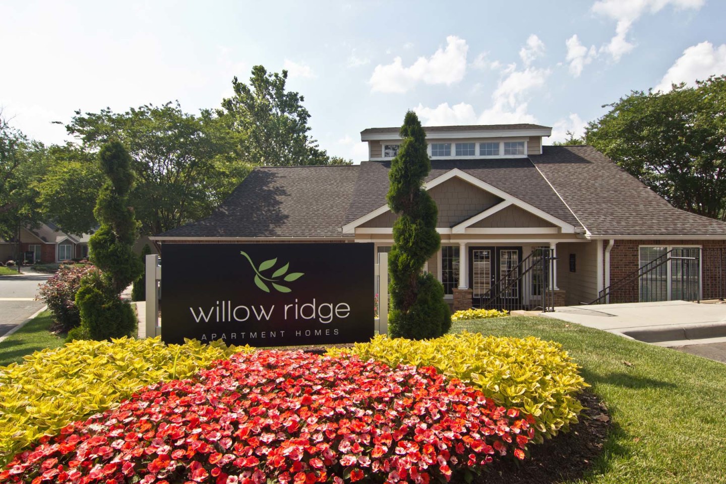 Willow Ridge Apartments Image 1
