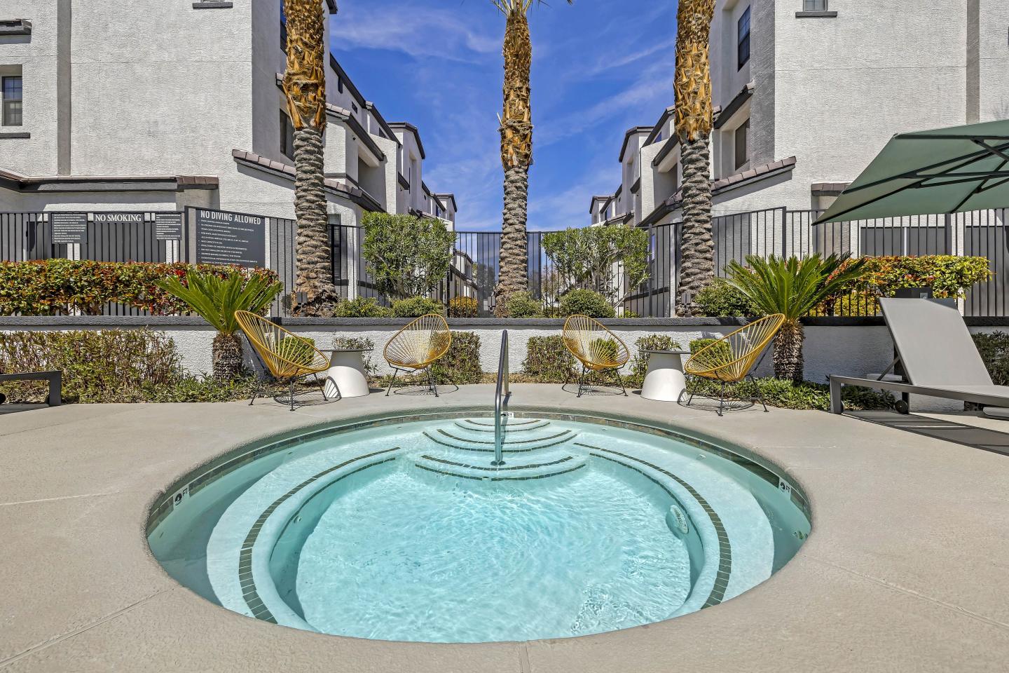 The Michael B Townhomes and Flats Image 16