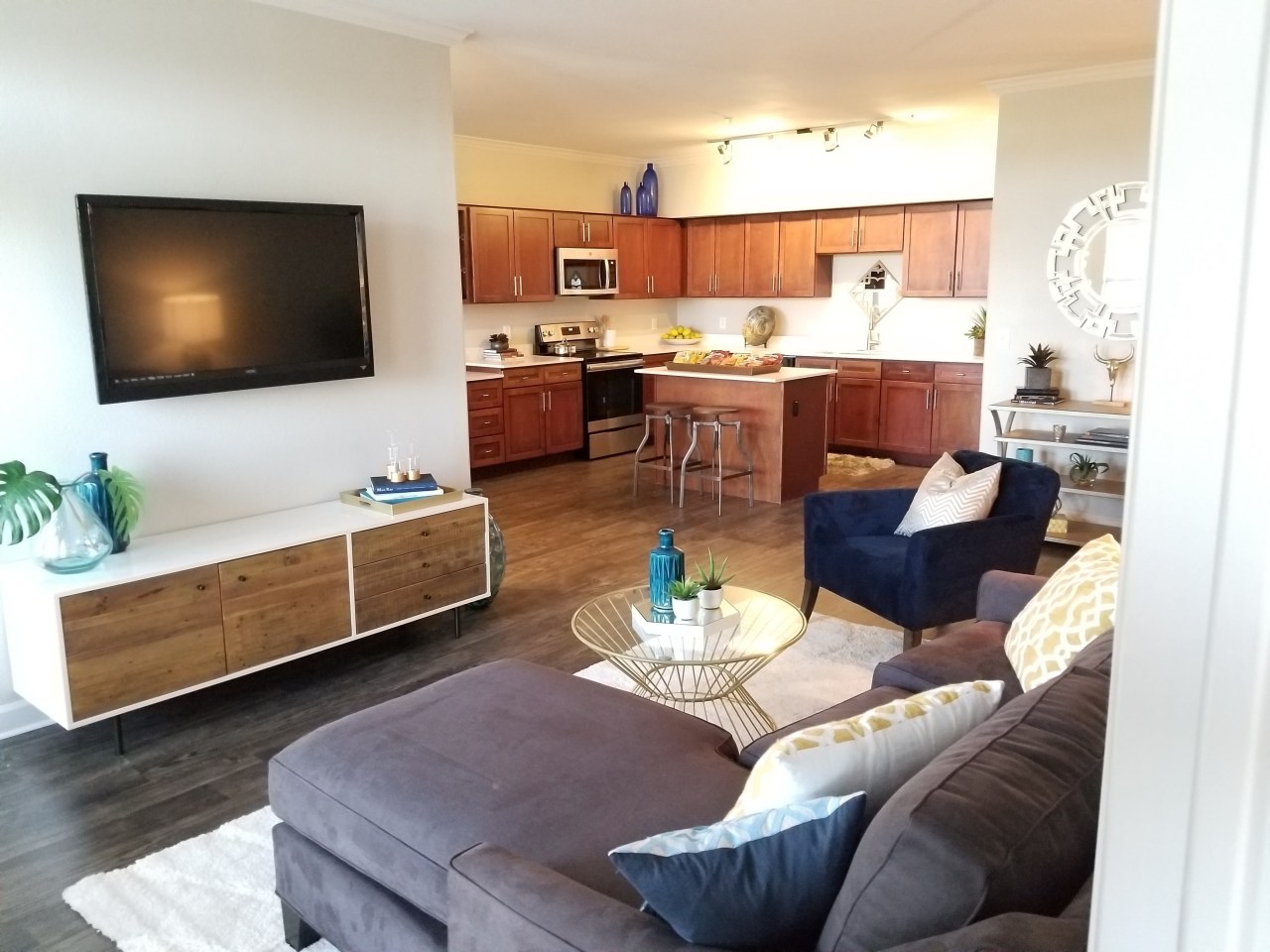 10X Living Grandview Image 9