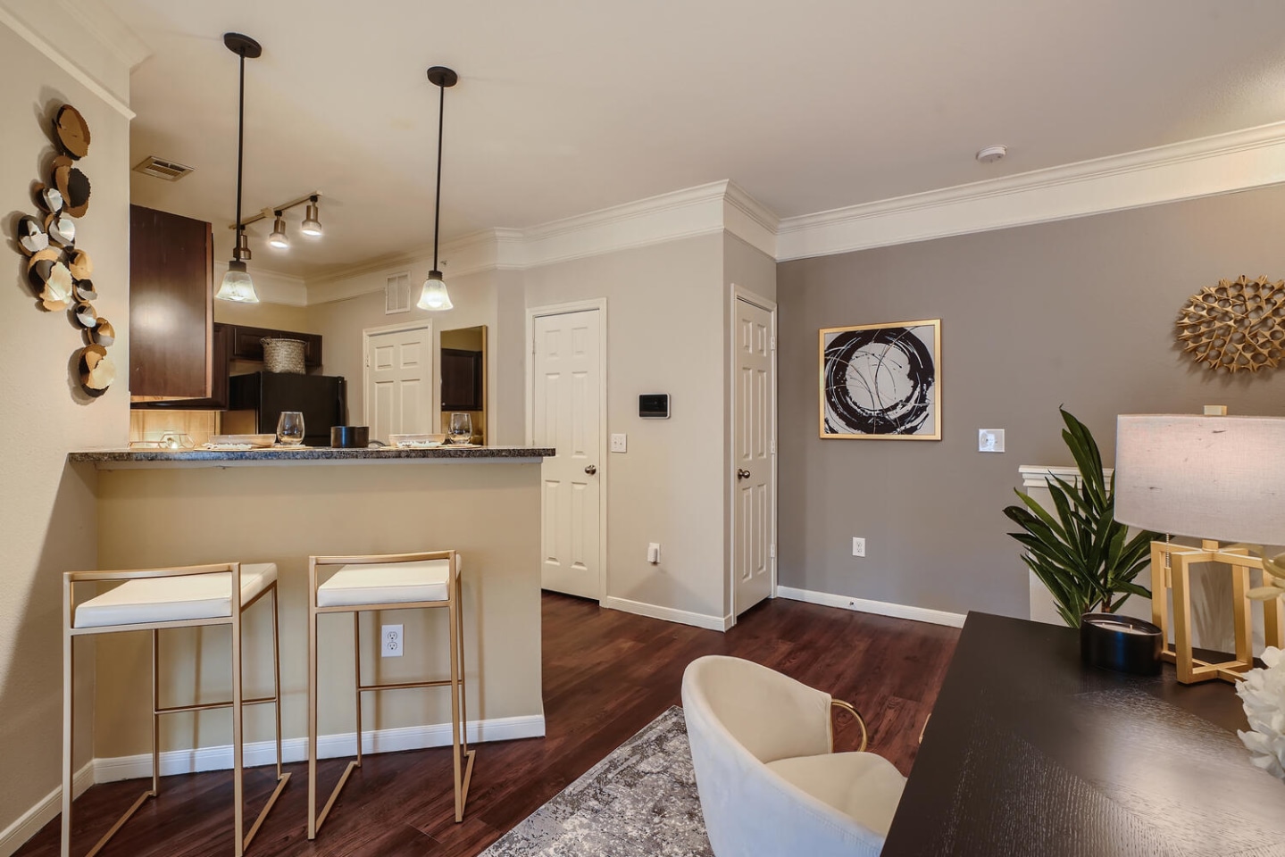 Grand Villas at Katy Image 36