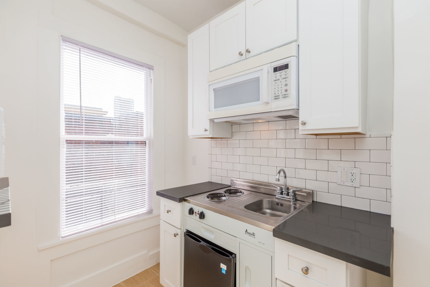 816 Geary Image 10