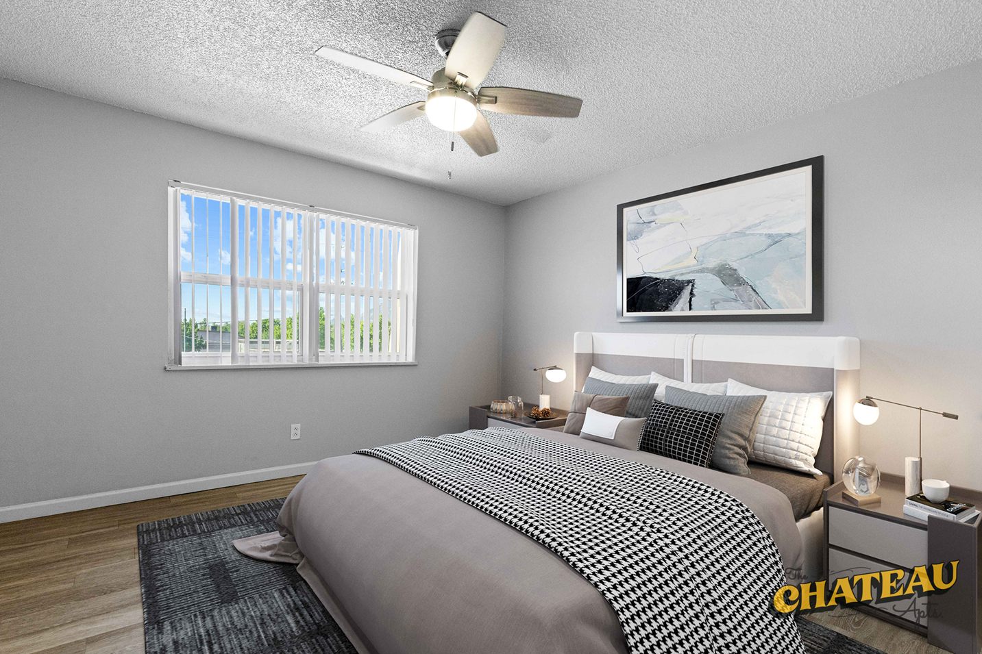 Chateau Apartments Image 5