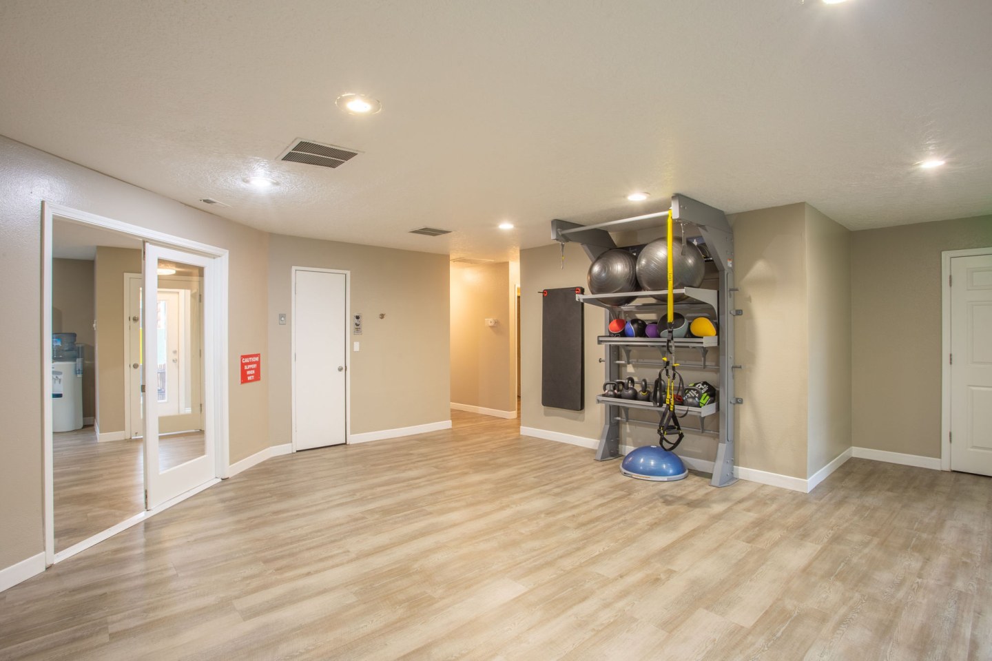 Silver Oak Apartments Image 6