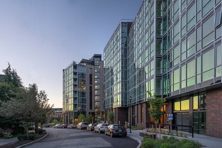 624 Yale Image 28