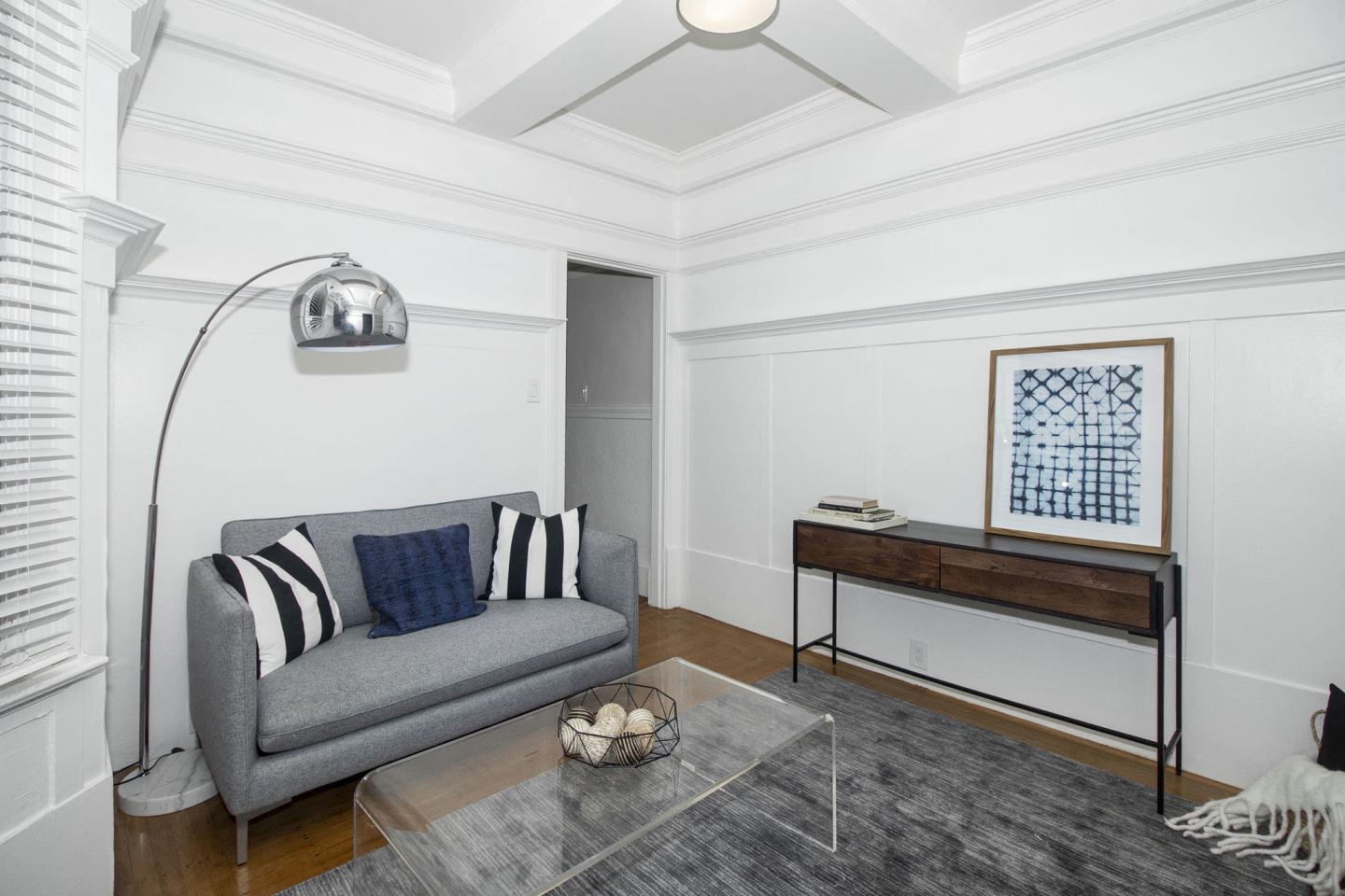 2927 Sacramento Street Image 1