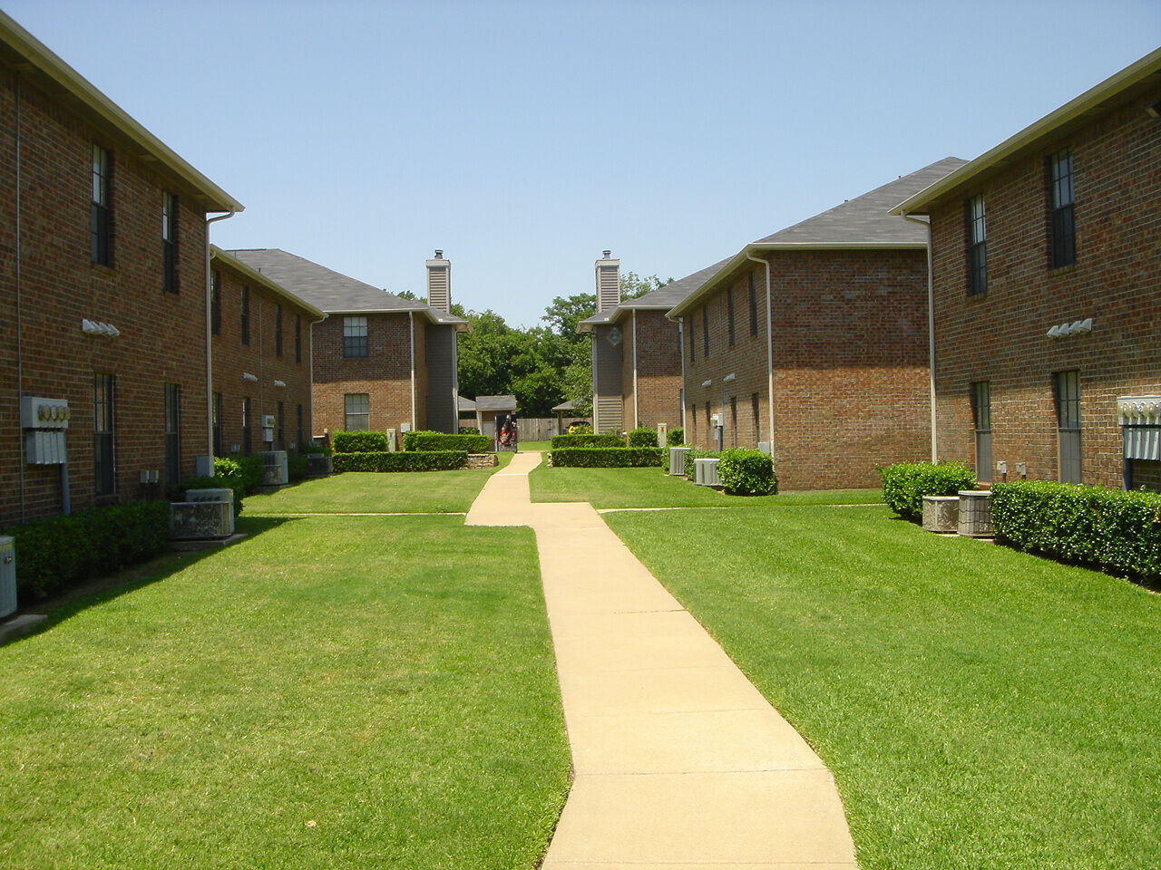 North Hills Place Image 2