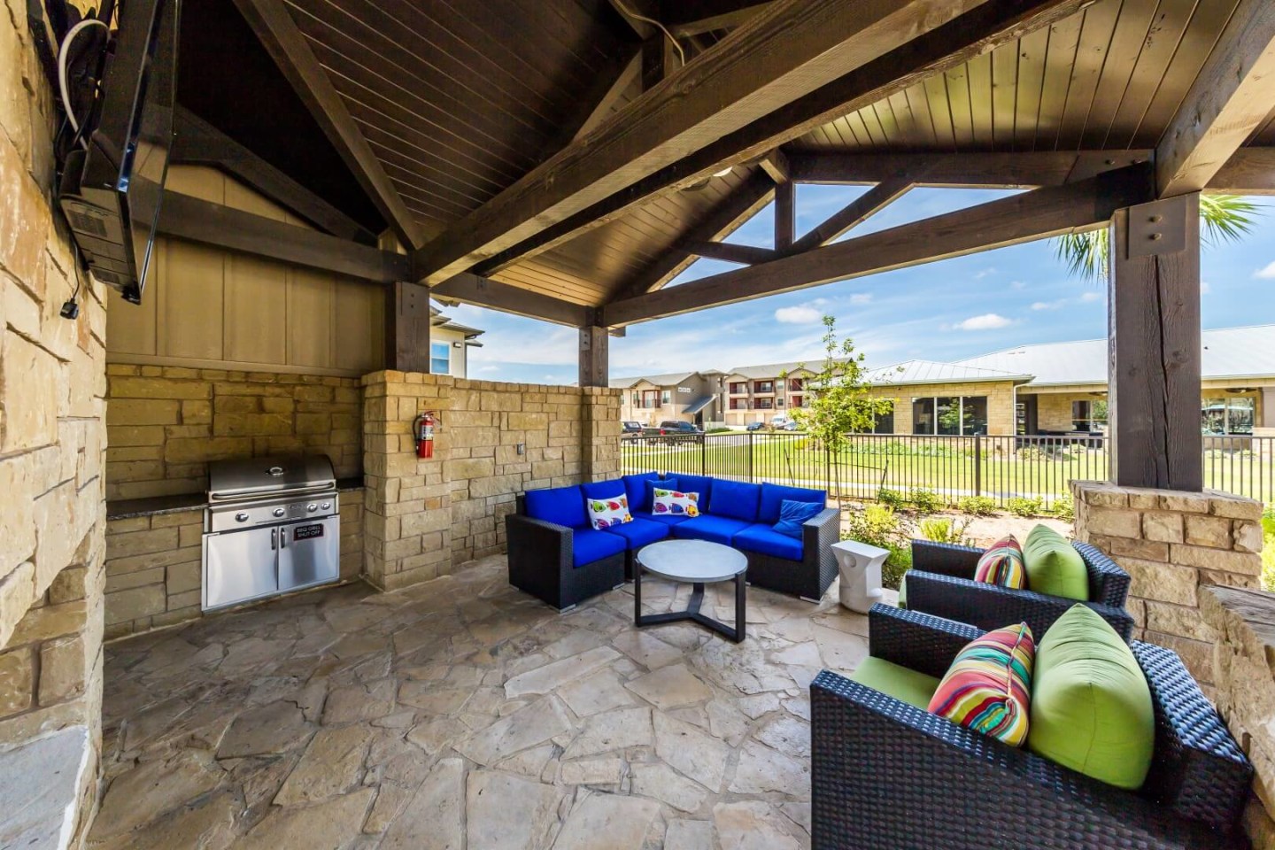Legacy Creekside Apartments Image 1