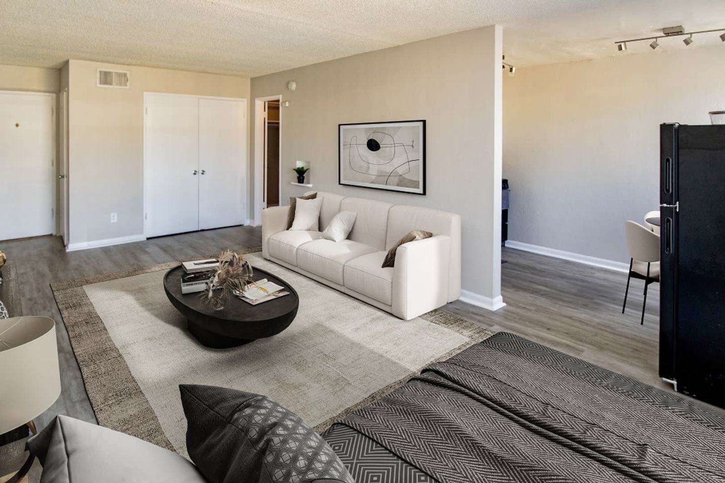 The Capri Apartments Image 5