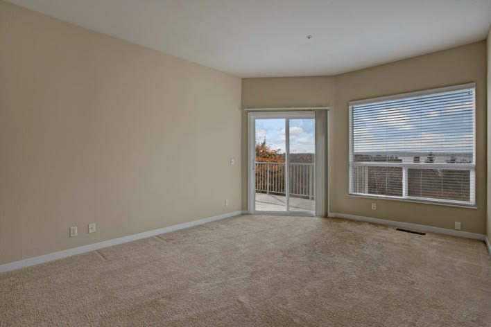 The Carillon Apartment Residences Image 53