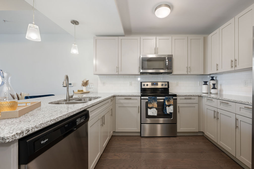 Skyhouse Uptown North Image 31