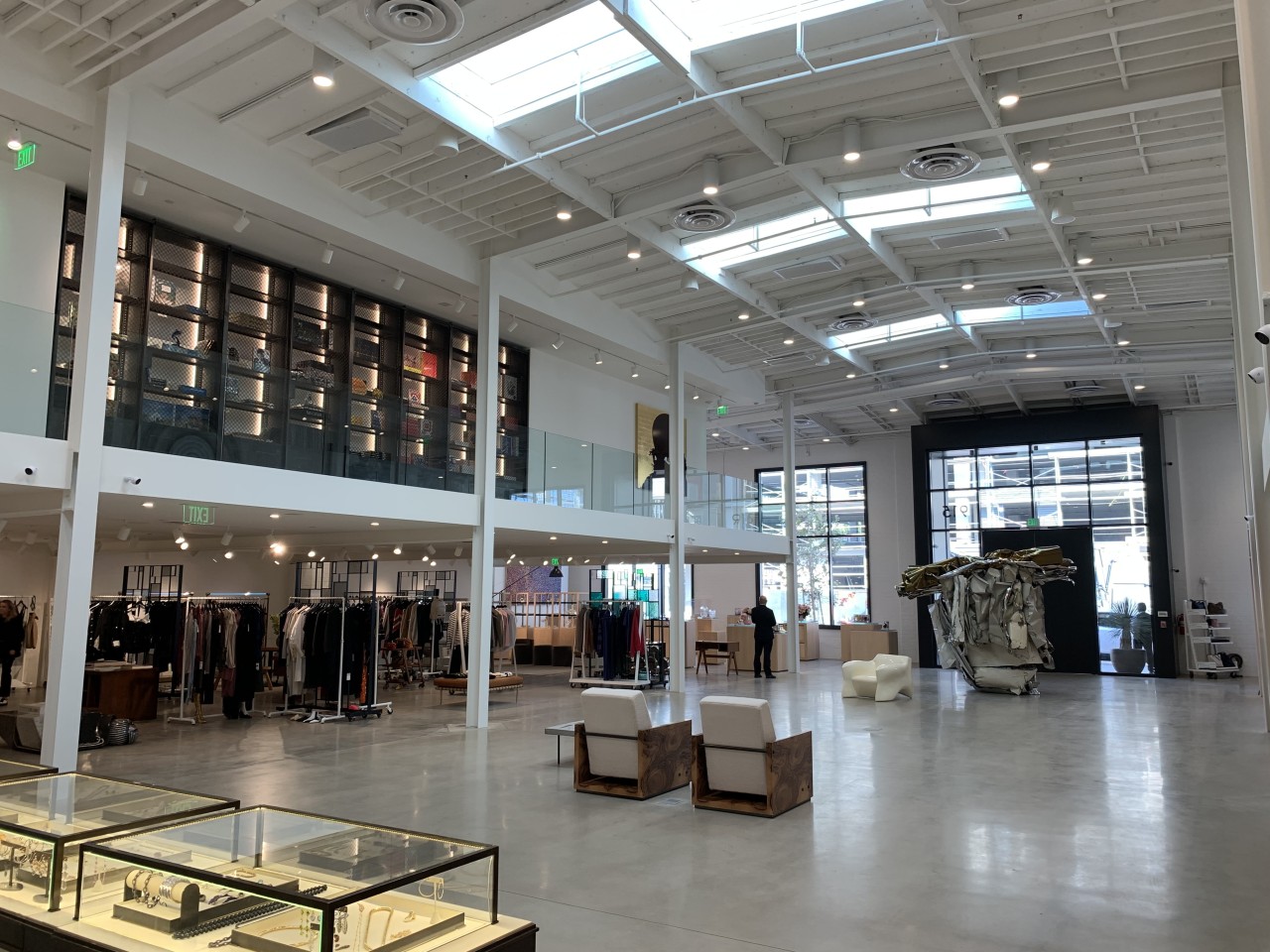 The Geffen Image 33