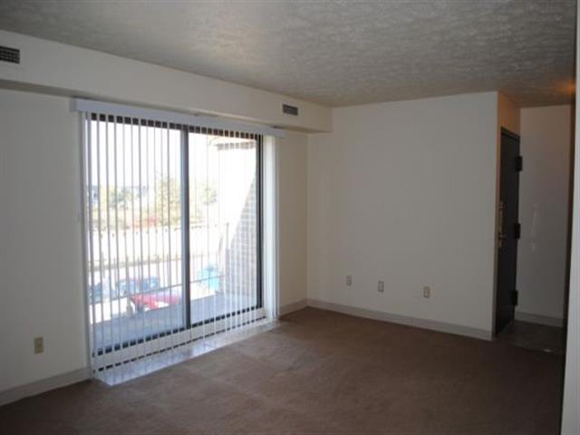 Trenton Place Apartments Image 17