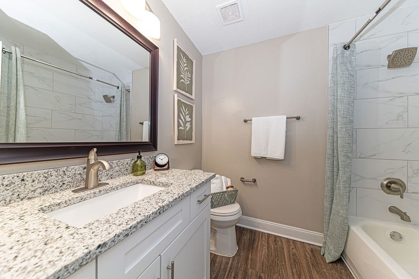 Windsor Village Image 33