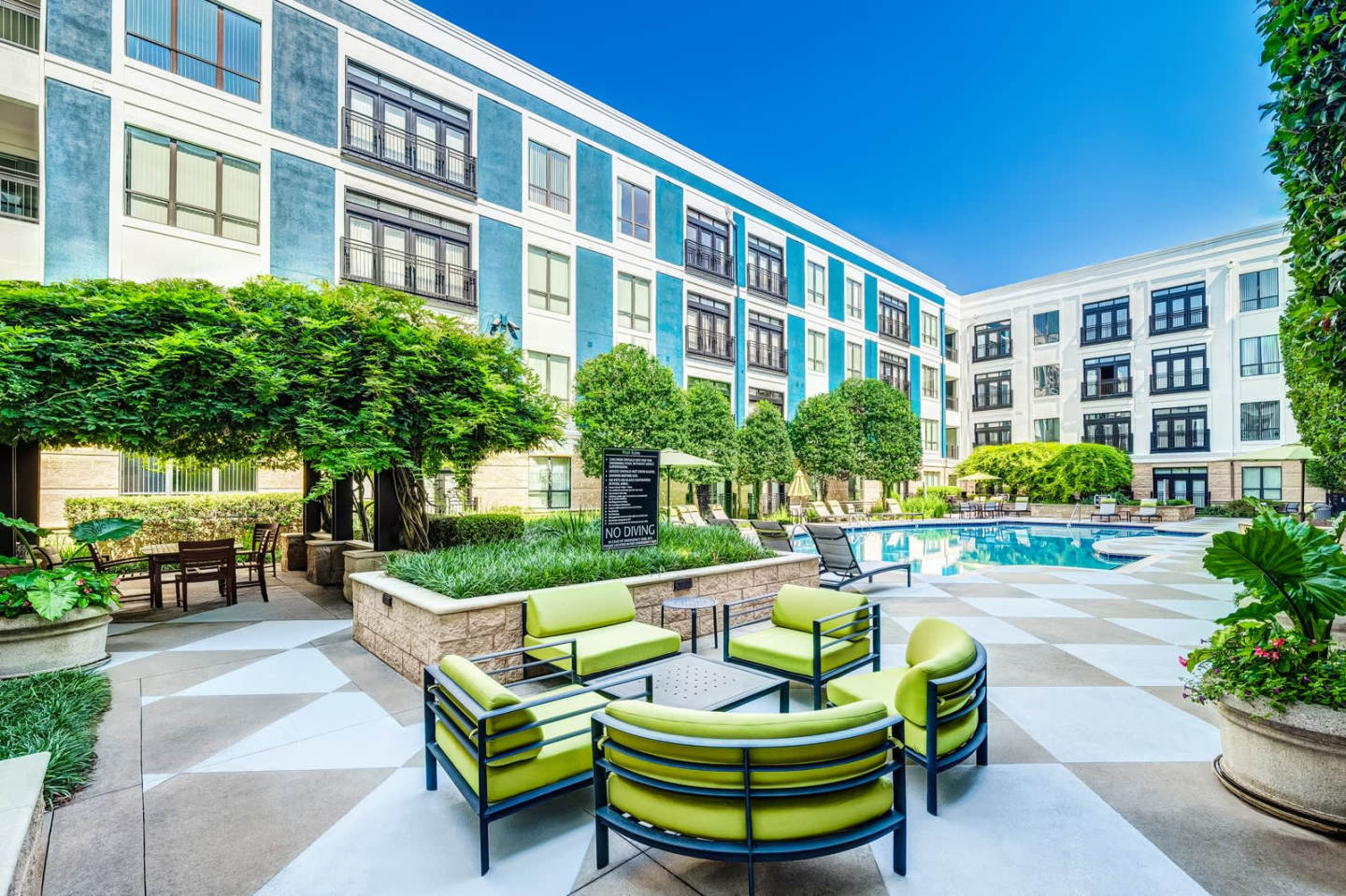 Lofts at Lakeview Image 22