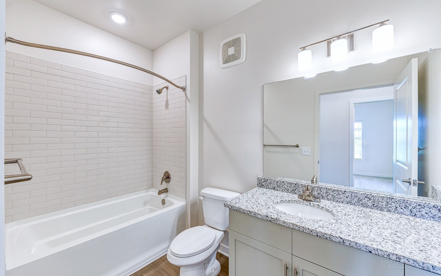 Classic City Flats | Luxury Apartments Image 3