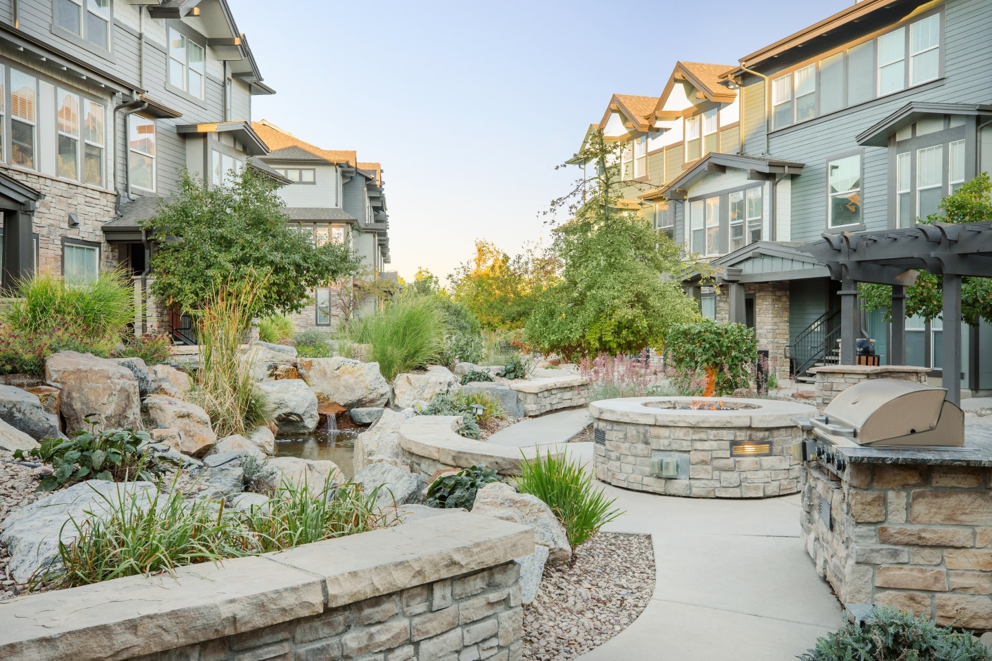 Lake Vista Apartment Homes Image 10