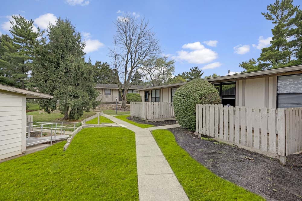 Stonehenge Apartments Image 11