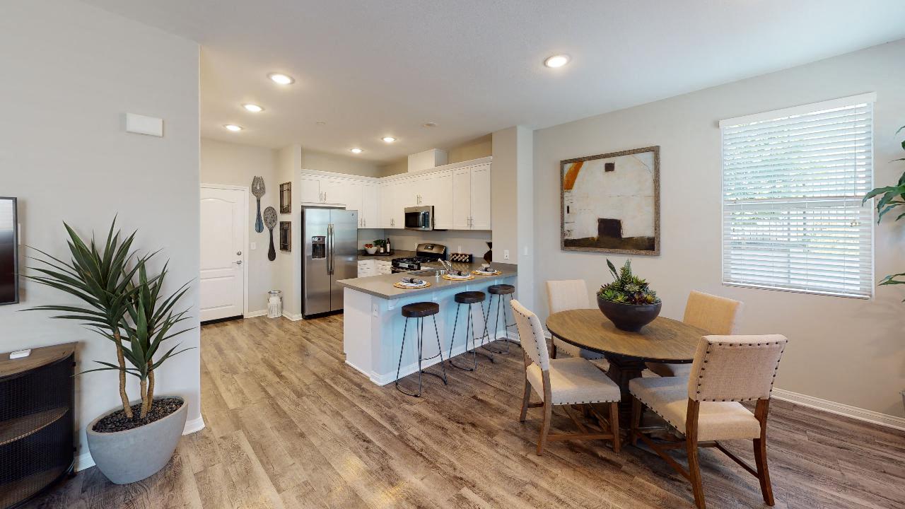 Mitchell Place Apartments Image 4