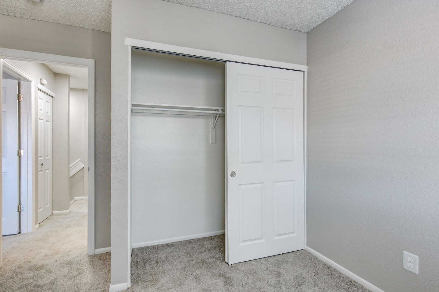 Briar Grove Townhomes Image 178