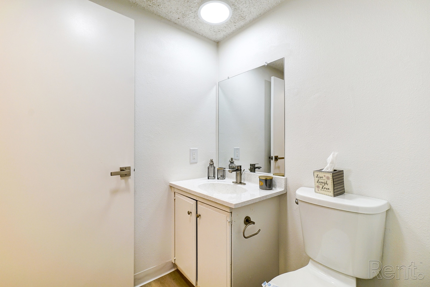 Regency Palms Image 13