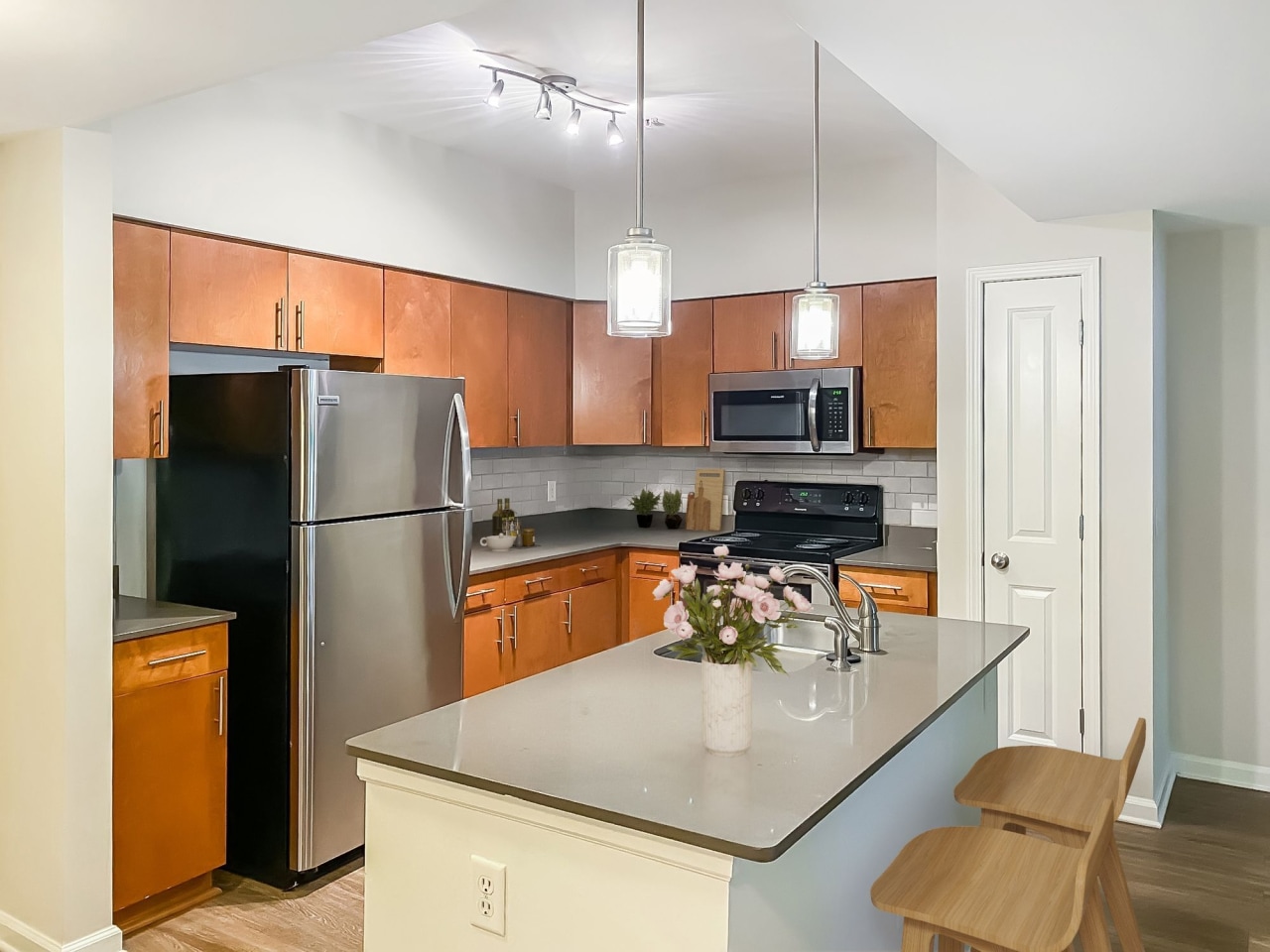 Avana Westside Image 13