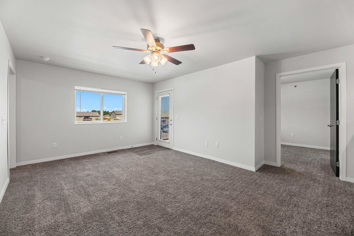 Red Rock Apartments Image 15
