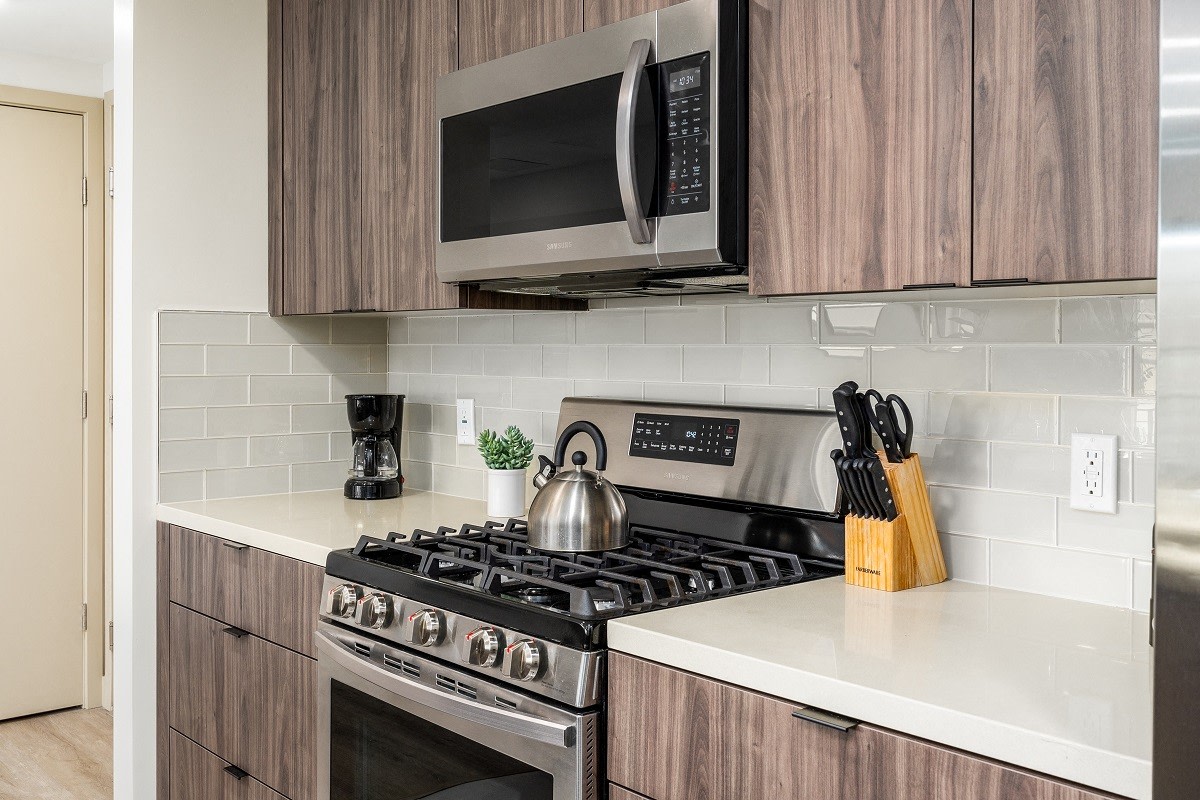 1532 Brockton Avenue Image 11