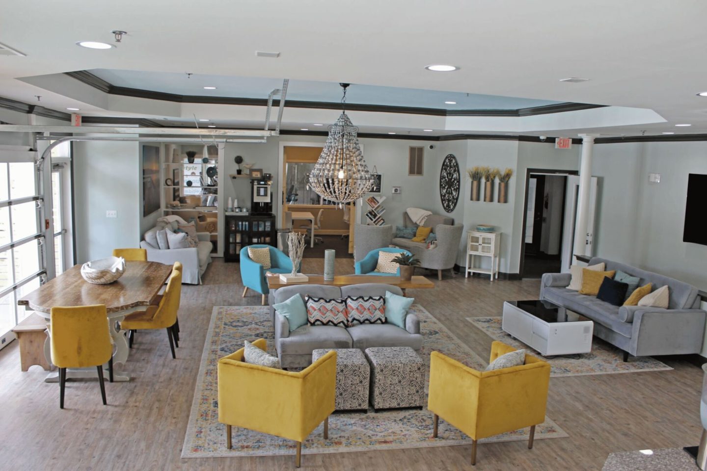 Channel Family Apartment Homes Image 17