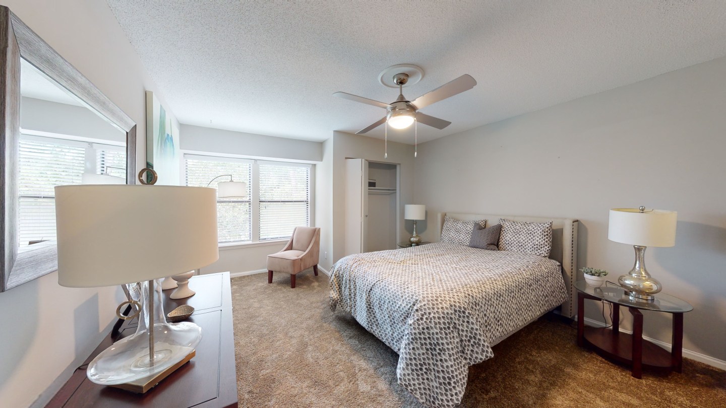 Lynnwood Park Image 10