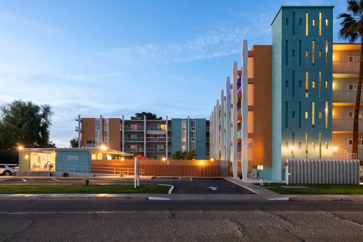 The Cascades Apartments Image 16
