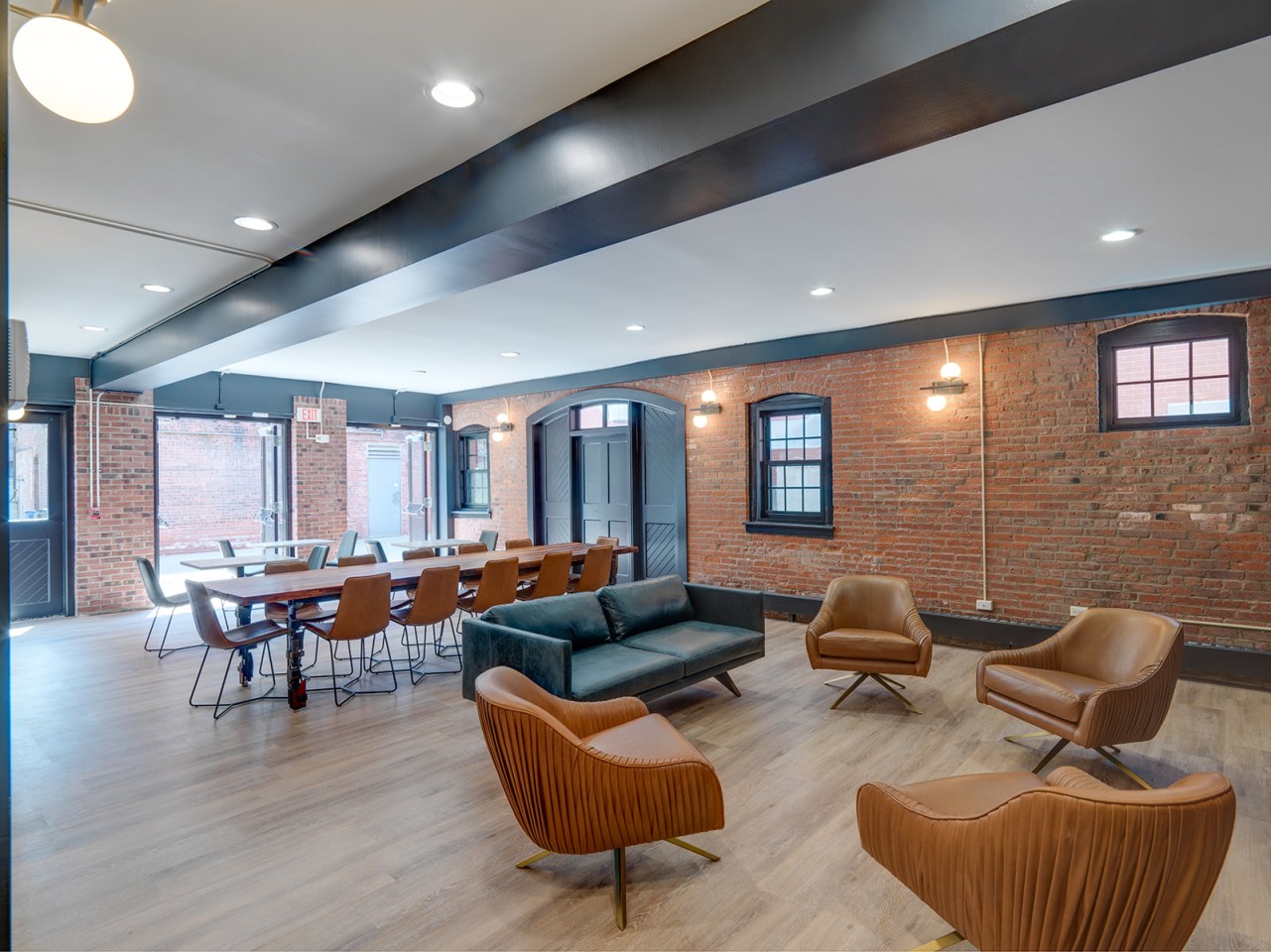 Ninth Square Image 12