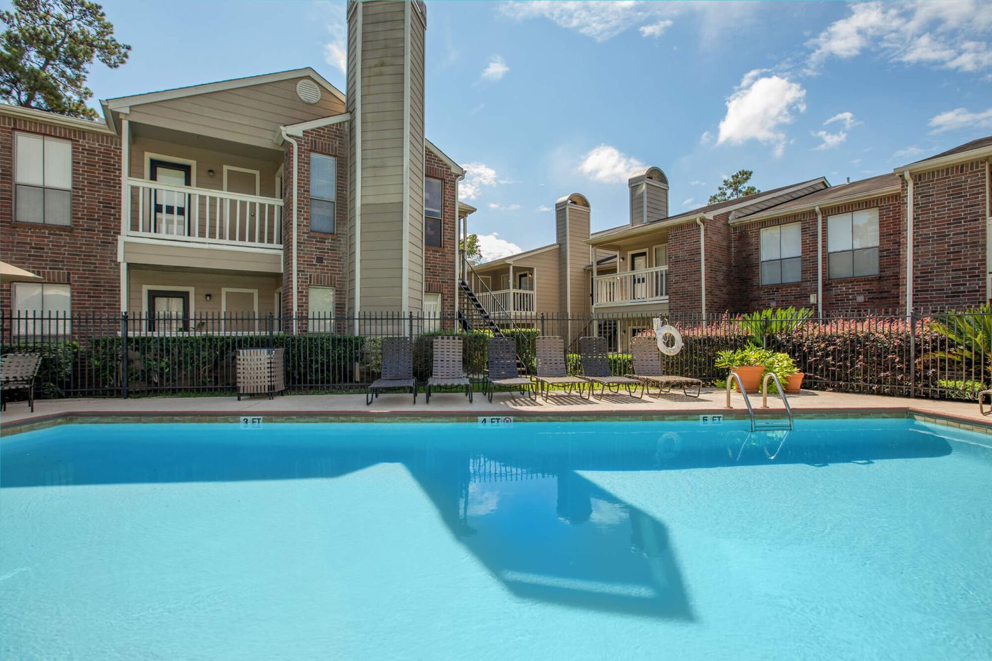 Pine Hills Image 10