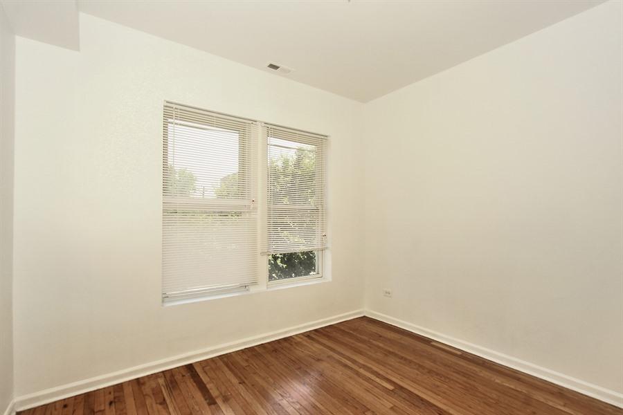 5718 S Wabash Image 19