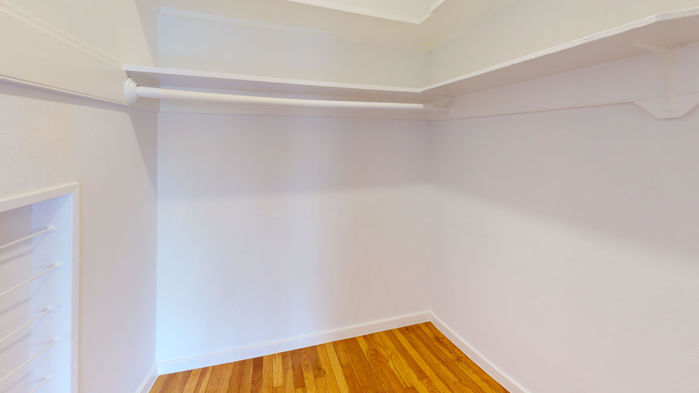 915 Pierce Image 5