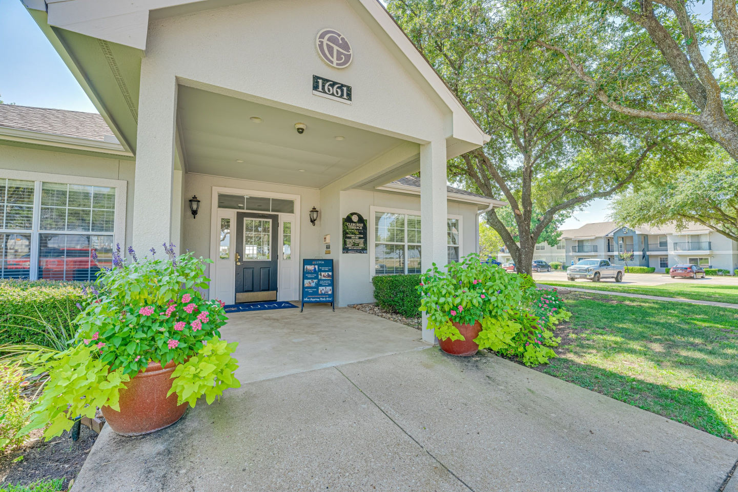 Cleburne Terrace Image 34