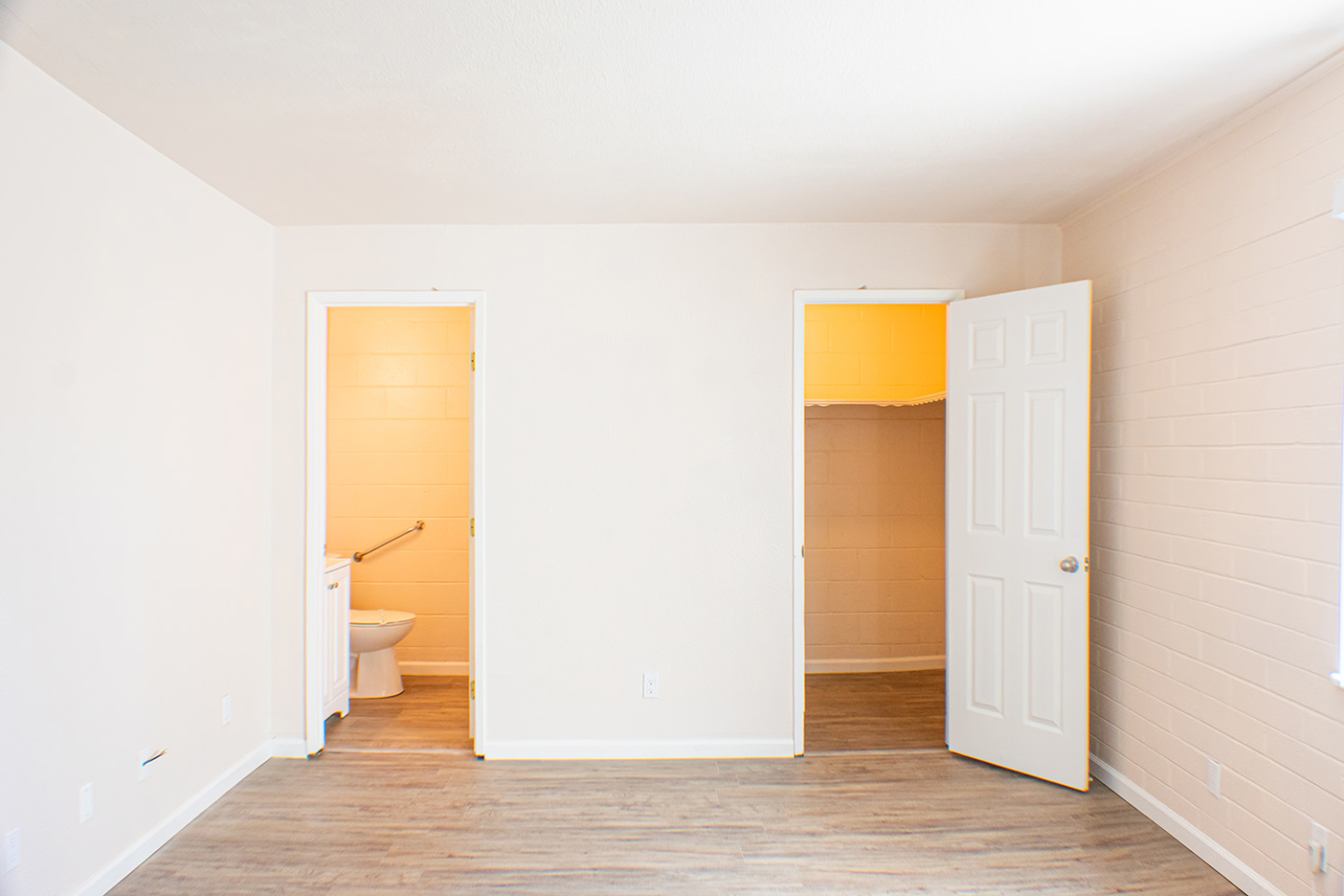 12BR Apartments Image 5