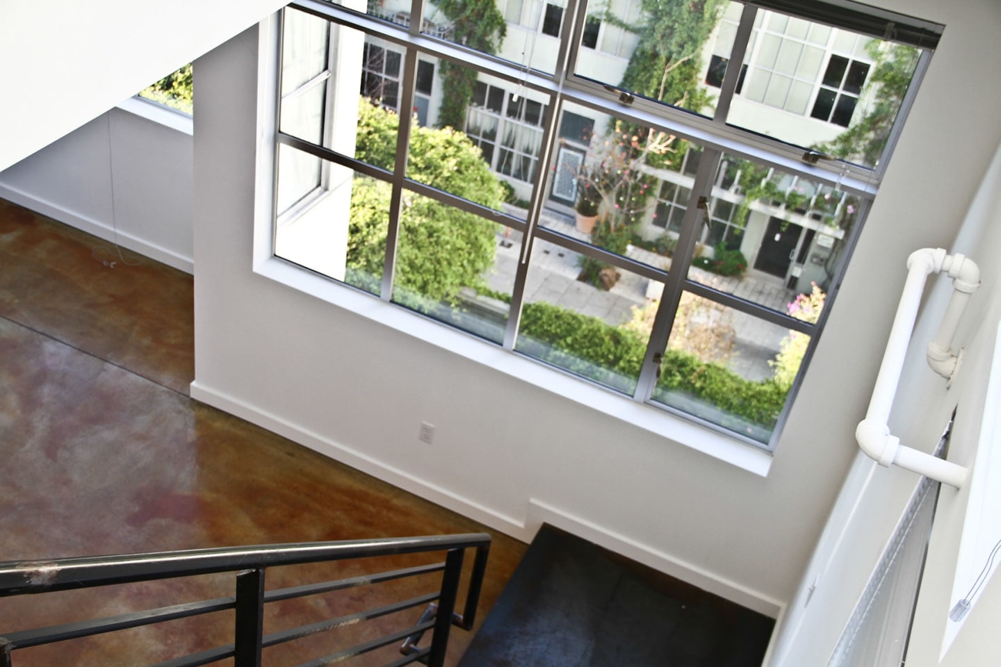 Glasdore Lofts Image 7