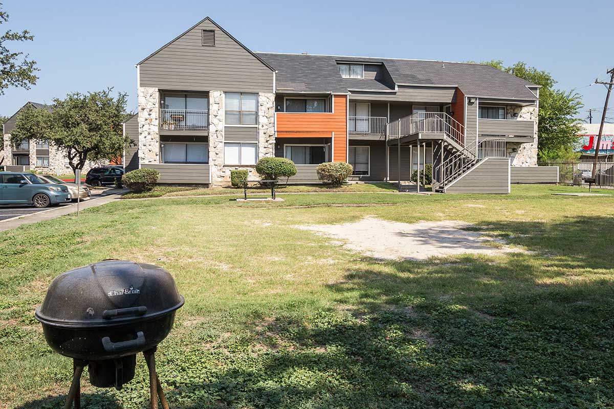 OakStone Apartment Homes Image 17